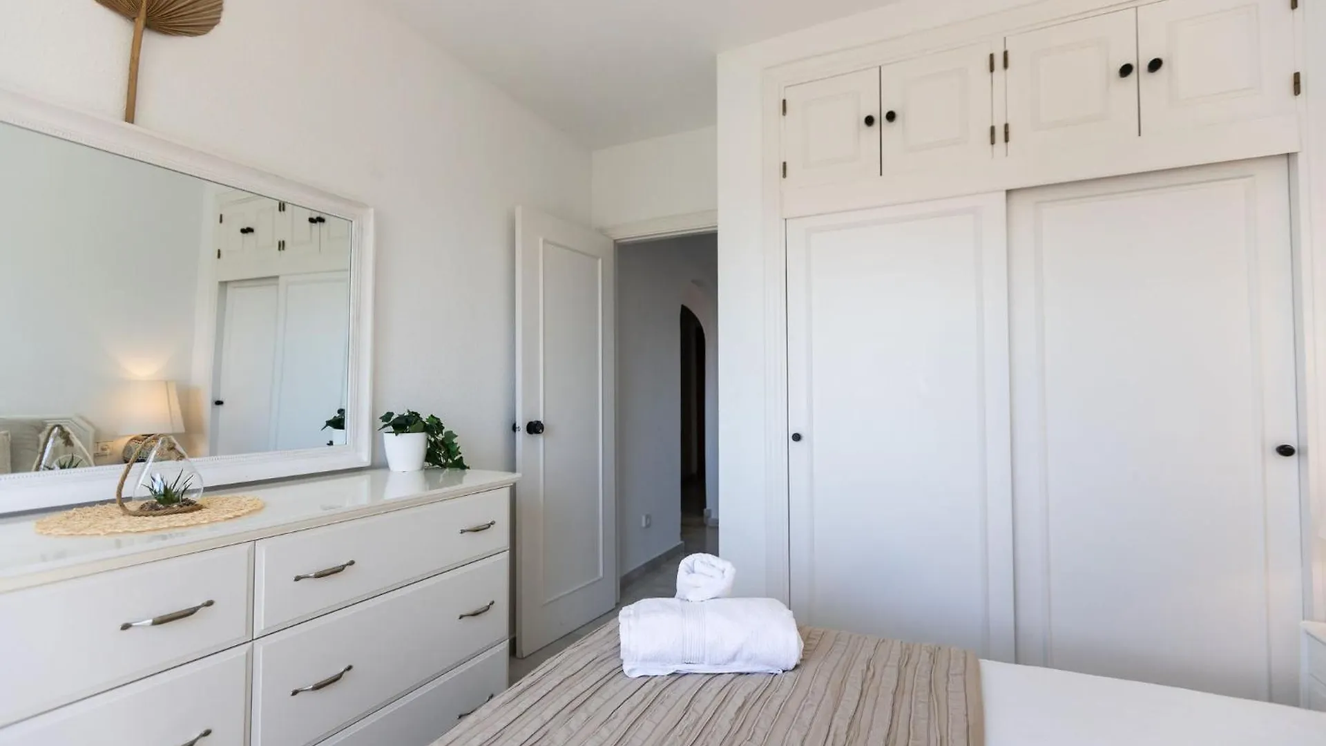 شقة Calahonda'S Suite-Hosted By Sweetstay Sitio de Calahonda