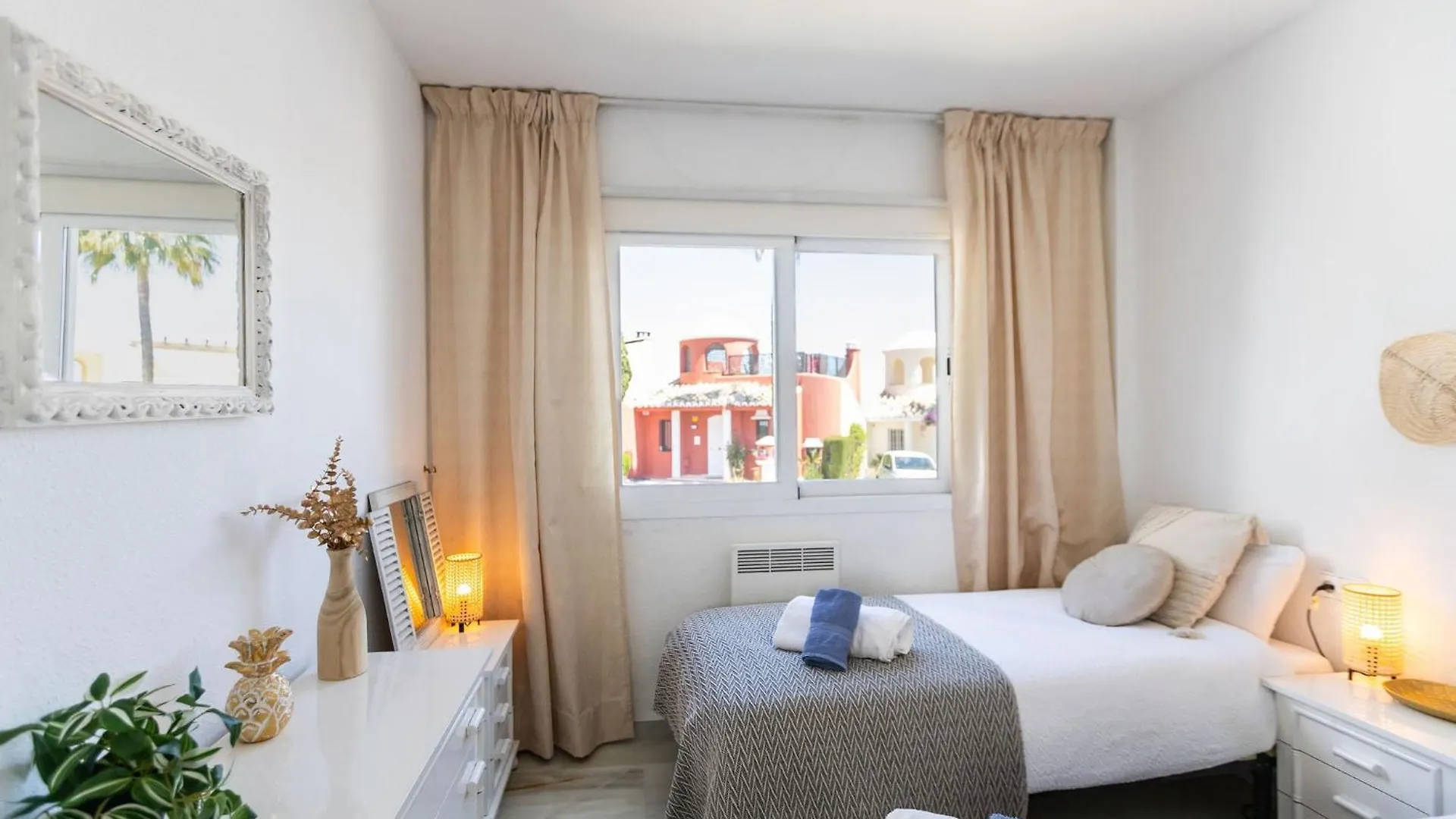 Calahonda'S Suite-Hosted By Sweetstay Sitio de Calahonda Spain